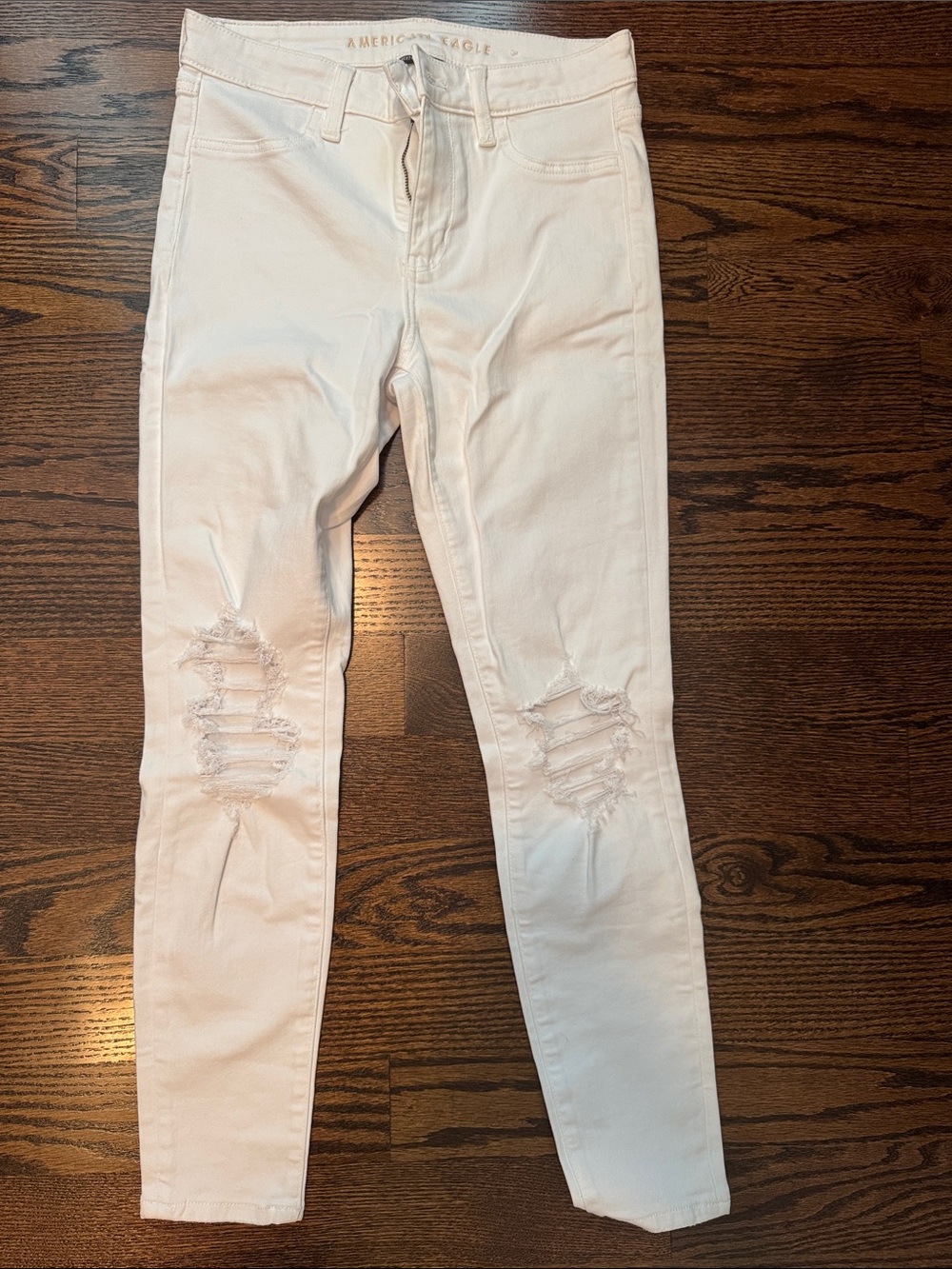 American Eagle Outfitters White Ripped Skinny Jeans